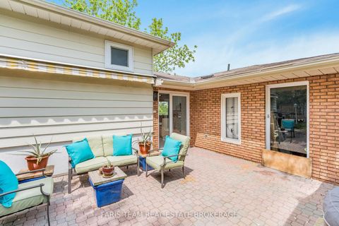 Photo 34 at 82 Bayview Drive, Allandale Heights, Barrie