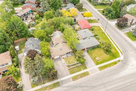 Photo 41 at 82 Bayview Drive, Allandale Heights, Barrie