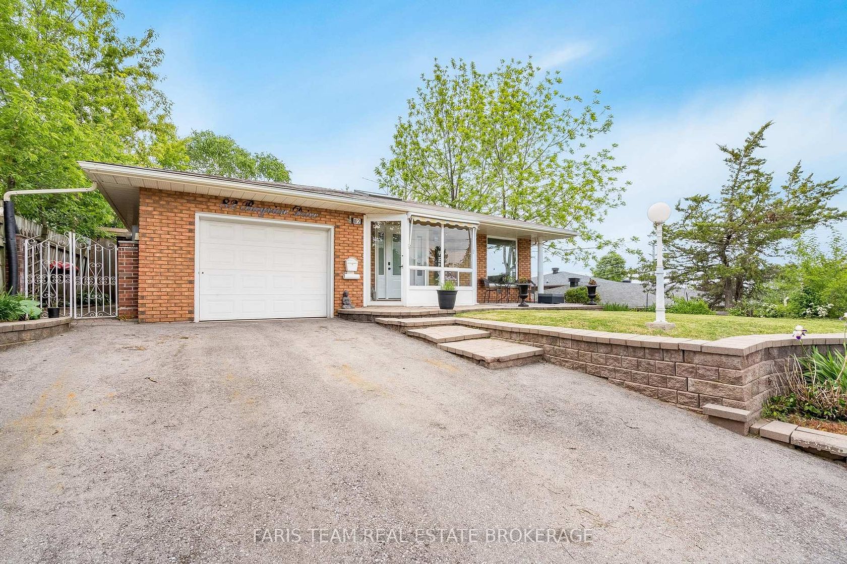 82 Bayview Drive, Allandale Heights, Barrie photo number 2