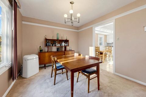 Photo 9 at 323 Waratah Avenue, Leslie Valley, Newmarket