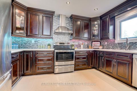 Photo 12 at 233 Brimson Drive, Glenway Estates, Newmarket