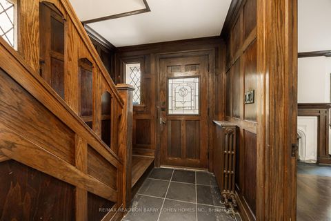 Photo 3 at 138 Fallingbrook Road, Cliffside, Toronto