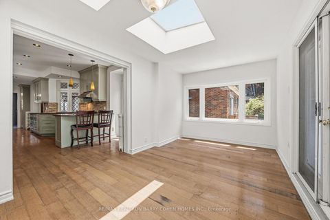 Photo 11 at 138 Fallingbrook Road, Cliffside, Toronto