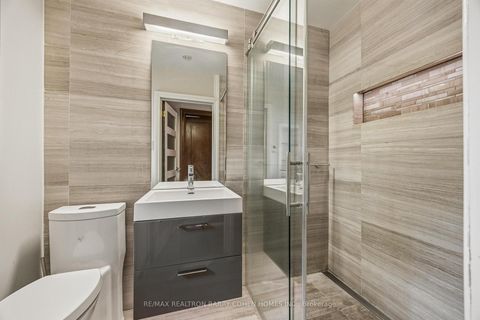 Photo 19 at 138 Fallingbrook Road, Cliffside, Toronto