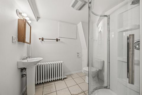 Photo 24 at 138 Fallingbrook Road, Cliffside, Toronto