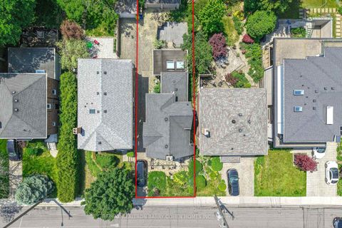 Photo 27 at 138 Fallingbrook Road, Cliffside, Toronto