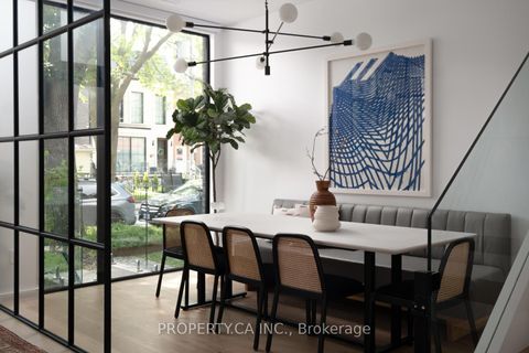 Photo 3 at 165 Lisgar Street, Niagara, Toronto