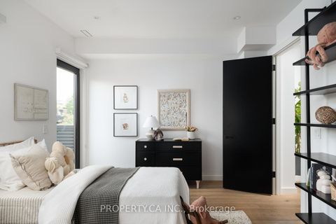 Photo 19 at 165 Lisgar Street, Niagara, Toronto