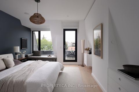Photo 26 at 165 Lisgar Street, Niagara, Toronto