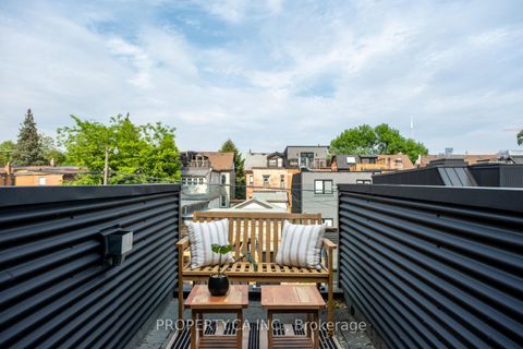 Photo 31 at 165 Lisgar Street, Niagara, Toronto