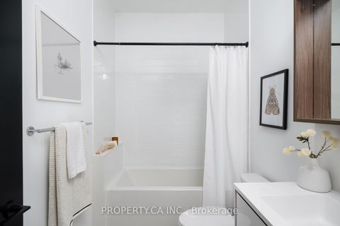 Photo 33 at 165 Lisgar Street, Niagara, Toronto