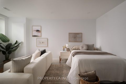 Photo 41 at 165 Lisgar Street, Niagara, Toronto