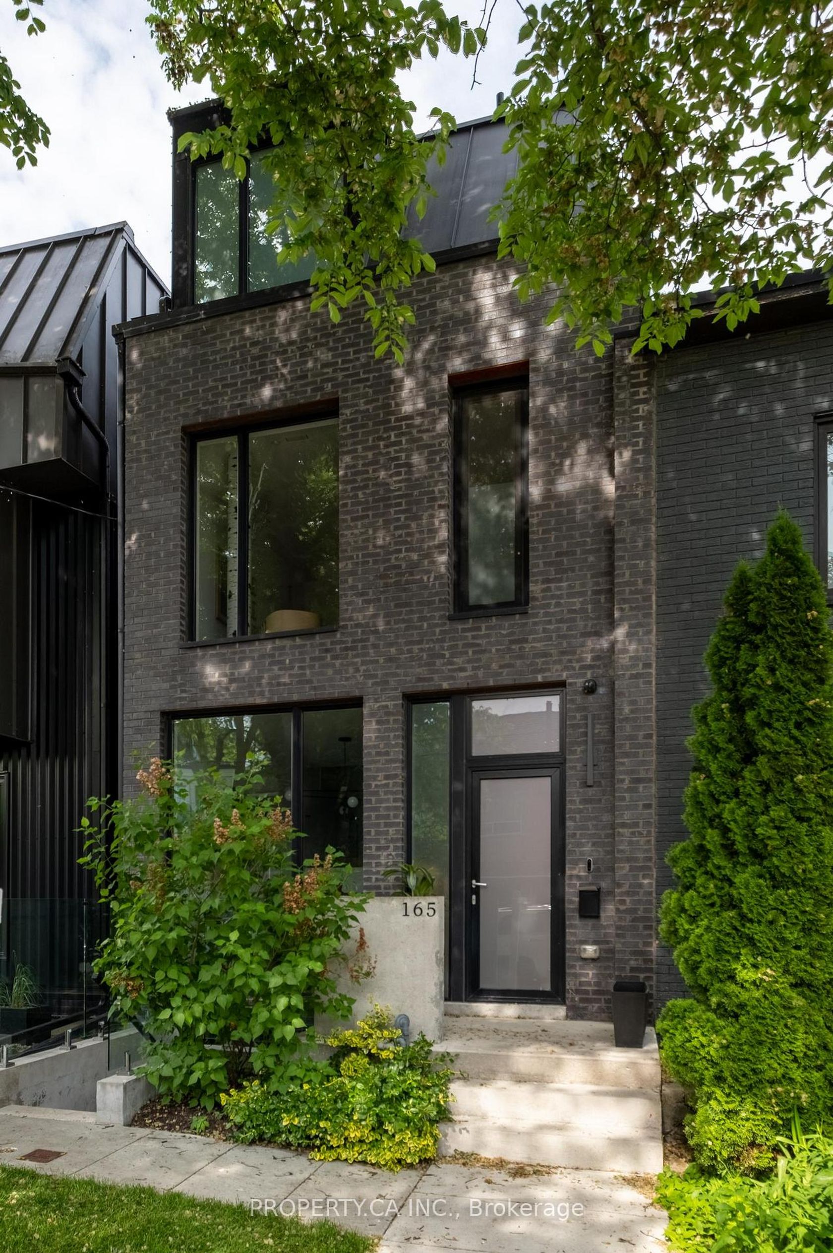 165 Lisgar Street, Niagara, Toronto 