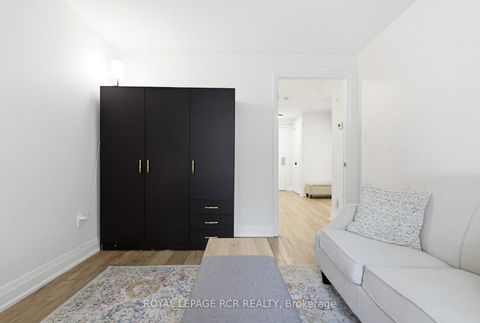 Photo 15 at 804 - 105 Victoria Street, Yonge Corridor, Toronto