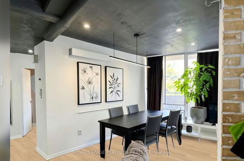 Photo 7 at 408 - 330 Dixon Road, The Westway, Toronto