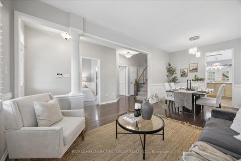 Photo 3 at 165 Northern Dancer Drive, Windfields, Oshawa