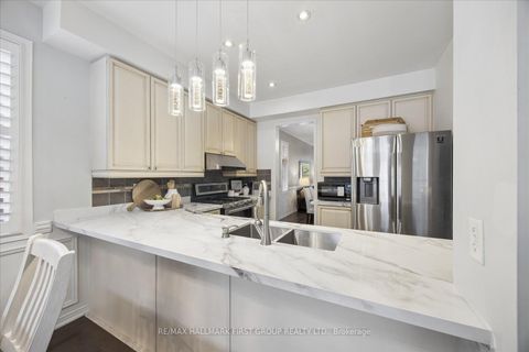 Photo 5 at 165 Northern Dancer Drive, Windfields, Oshawa