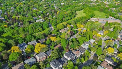 Photo 12 at 36 Medalist Road, Windfields, Toronto
