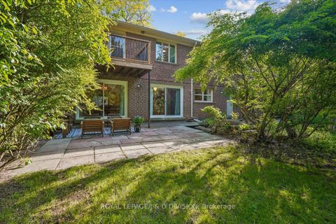 Photo 21 at 36 Medalist Road, Windfields, Toronto
