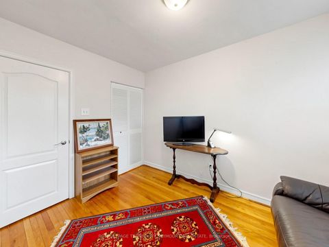 Photo 17 at 53 Vauxhall Drive, Dorset Park, Toronto