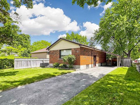Photo 36 at 53 Vauxhall Drive, Dorset Park, Toronto