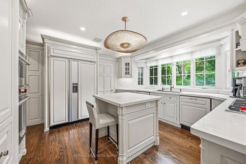 Photo 12 at 48 Old Yonge Street, York Mills, Toronto