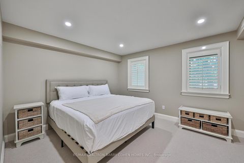 Photo 37 at 48 Old Yonge Street, York Mills, Toronto