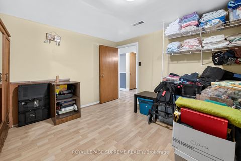 Photo 34 at 376 Rustic Road, Maple Leaf, Toronto