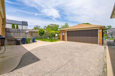Photo 40 at 376 Rustic Road, Maple Leaf, Toronto