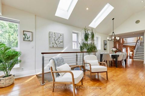 Photo 11 at 10 Queensgrove Road, Cliffside, Toronto