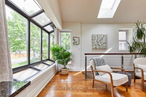 Photo 12 at 10 Queensgrove Road, Cliffside, Toronto