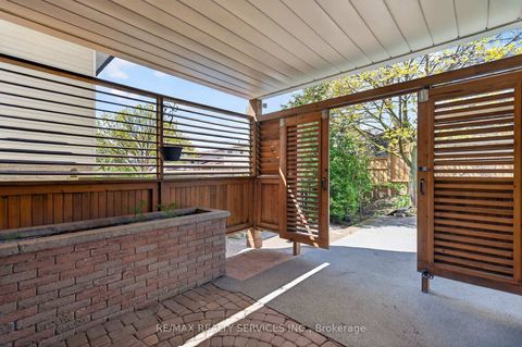 Photo 16 at 2 Dunbar Drive, Blue Grass Meadows, Whitby