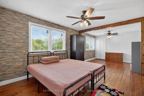Photo 30 at 2 Dunbar Drive, Blue Grass Meadows, Whitby