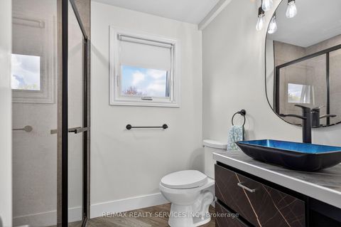 Photo 32 at 2 Dunbar Drive, Blue Grass Meadows, Whitby
