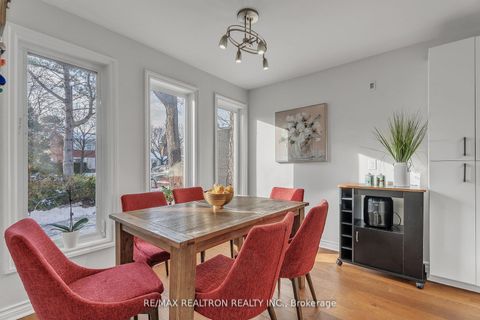 Photo 10 at 47 Robinter Drive, Newtonbrook East, Toronto