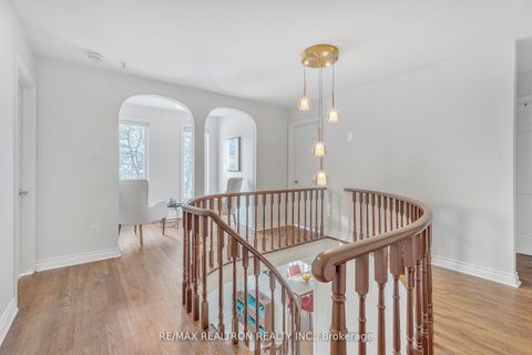Photo 22 at 47 Robinter Drive, Newtonbrook East, Toronto