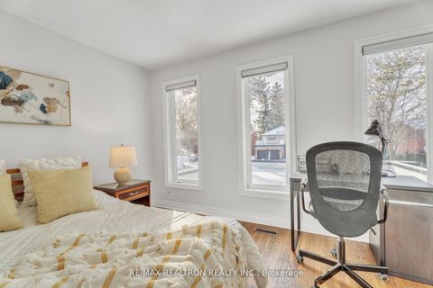 Photo 26 at 47 Robinter Drive, Newtonbrook East, Toronto