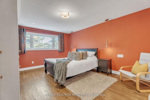 Photo 27 at 47 Robinter Drive, Newtonbrook East, Toronto