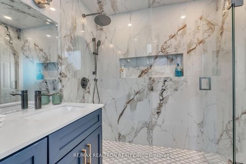 Photo 29 at 47 Robinter Drive, Newtonbrook East, Toronto