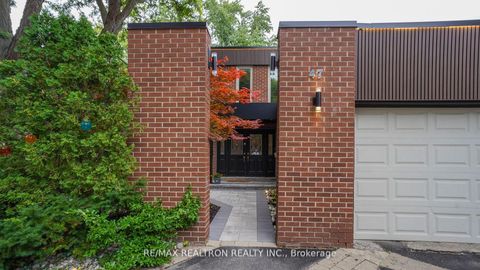 Photo 46 at 47 Robinter Drive, Newtonbrook East, Toronto
