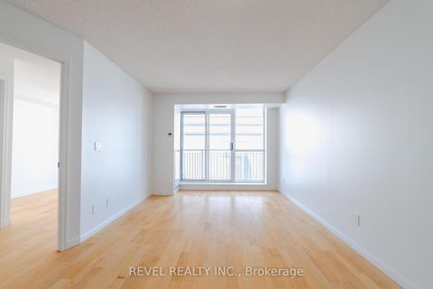 Photo 4 at 1010 - 18 Stafford Street, Niagara, Toronto