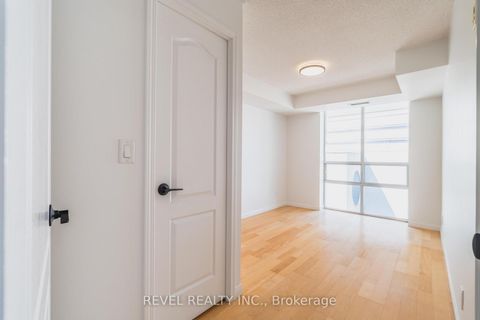 Photo 19 at 1010 - 18 Stafford Street, Niagara, Toronto