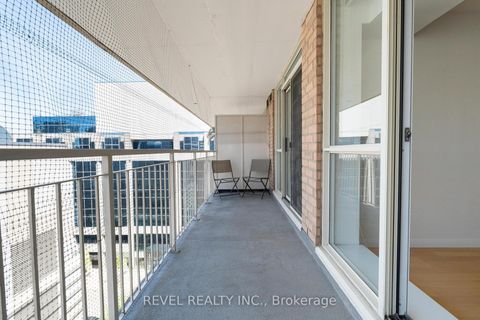 Photo 27 at 1010 - 18 Stafford Street, Niagara, Toronto