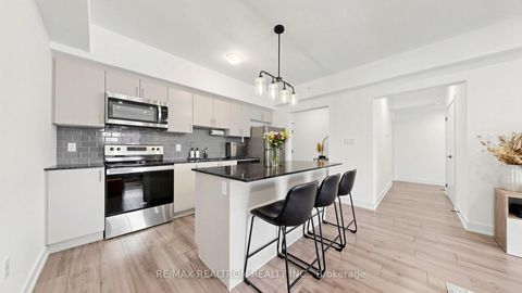Photo 11 at 408 - 10 Culinary Lane, Rural Barrie Southeast, Barrie