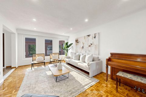 Photo 8 at 38 Elmartin Drive, Steeles, Toronto