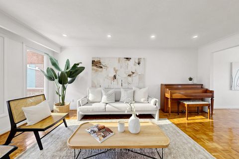 Photo 10 at 38 Elmartin Drive, Steeles, Toronto
