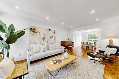 Photo 11 at 38 Elmartin Drive, Steeles, Toronto