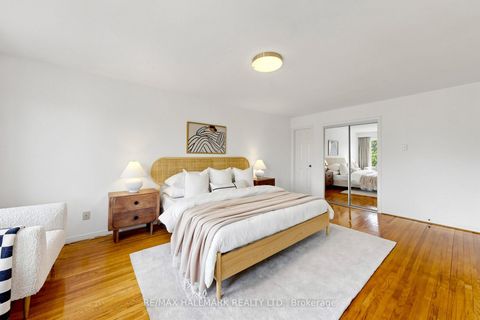 Photo 31 at 38 Elmartin Drive, Steeles, Toronto