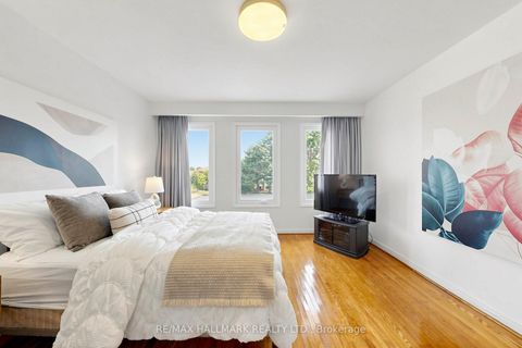 Photo 34 at 38 Elmartin Drive, Steeles, Toronto