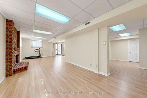 Photo 40 at 38 Elmartin Drive, Steeles, Toronto